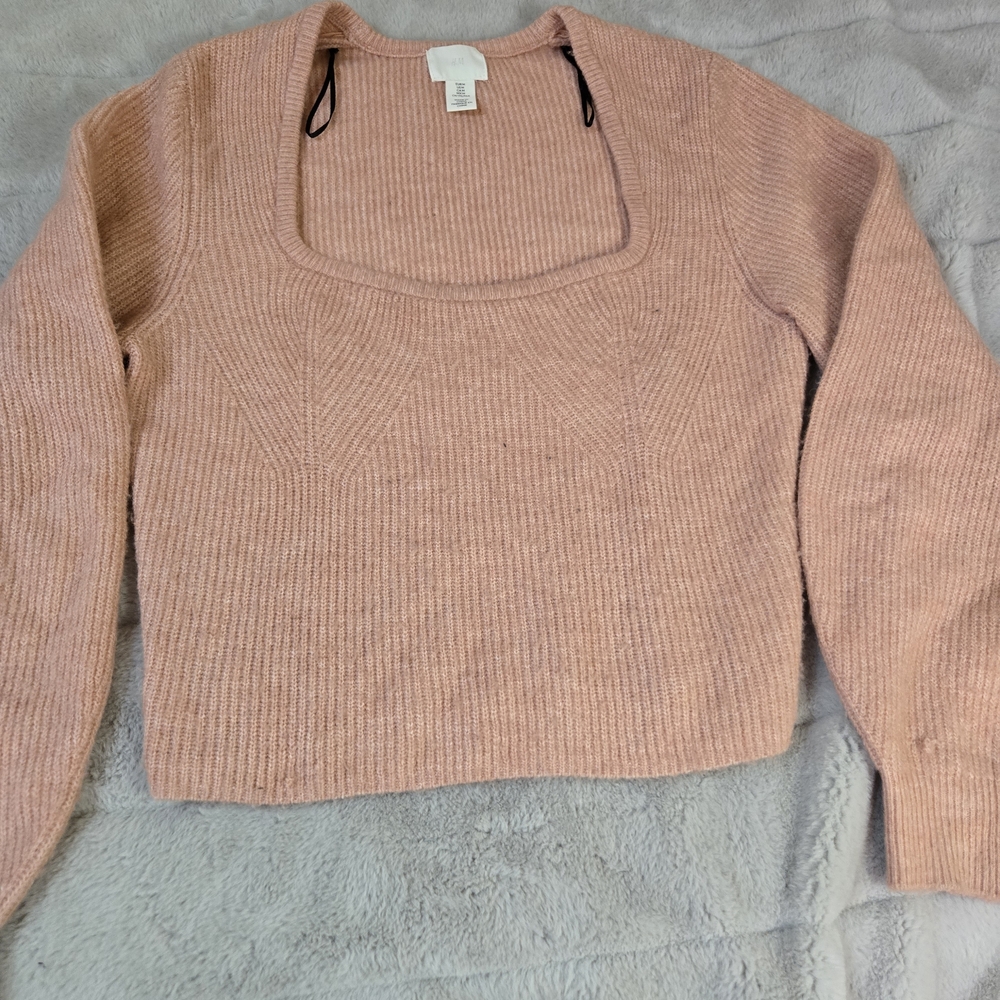 Women's Pink Sweater